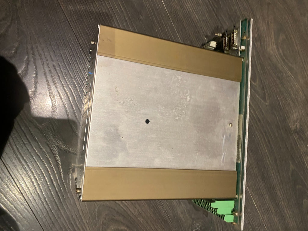 Siemens 6DM1001-8WD10 Modulo Simodrive Chiron2