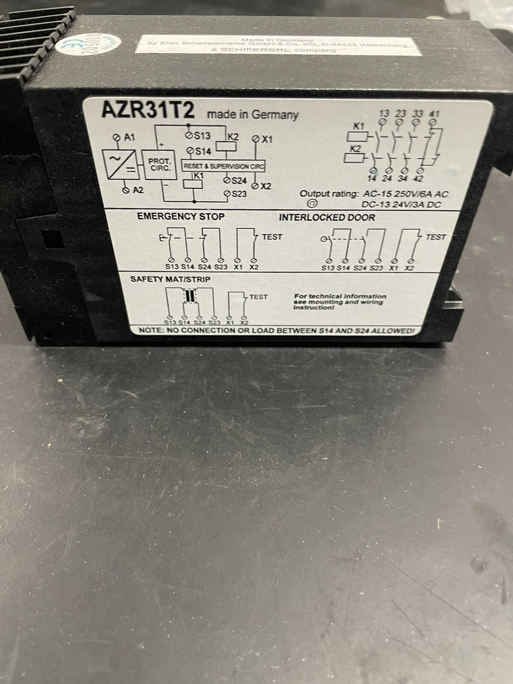 Schmersal AZR31T2 Relè di Sicurezza 24V DC1