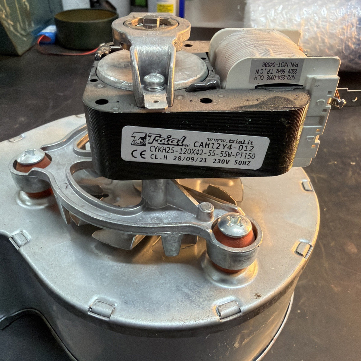 Trial CAH12Y4-012 Ventilatore Stufa a Pellet L'Artistico1