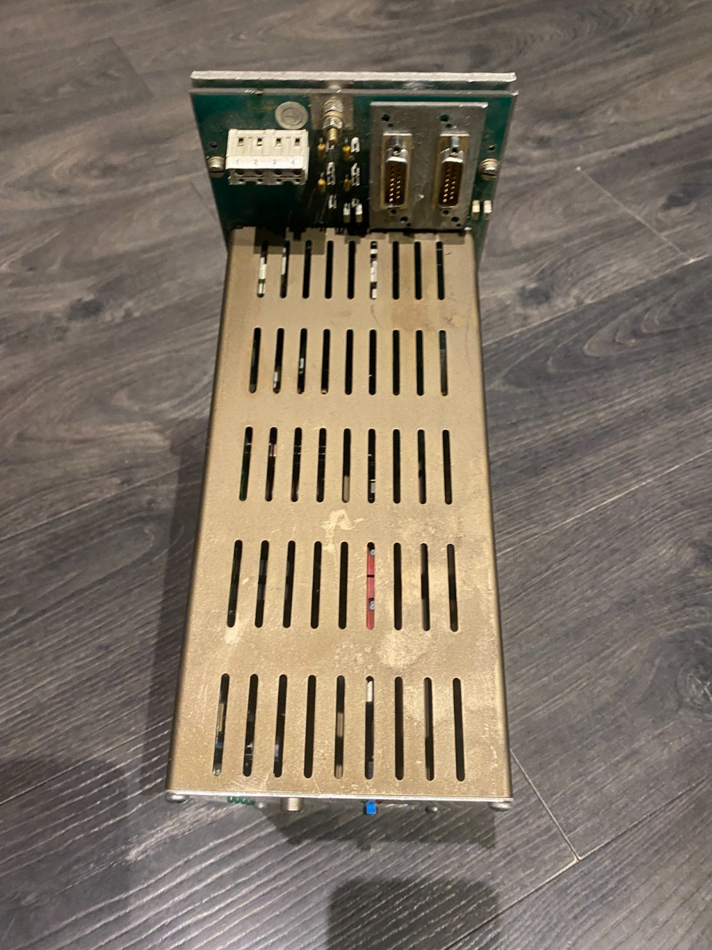 Siemens 6DM1001-8WD10 Modulo Simodrive Chiron1