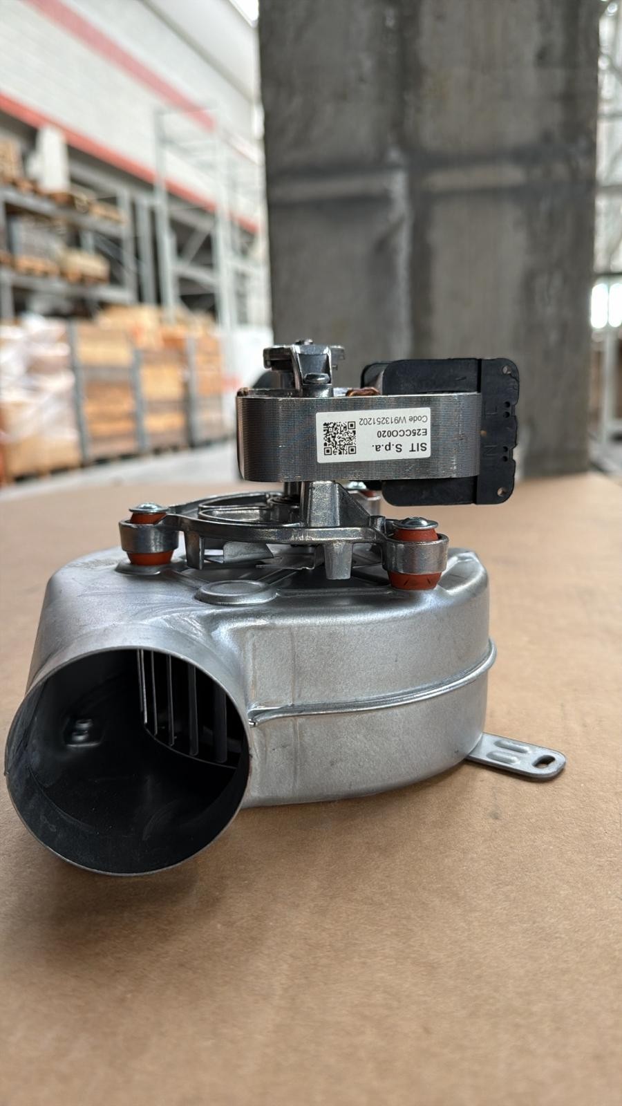 LN2 AE25CO001N Evagold Ventilatore Caldaia Stufa a Pellet1