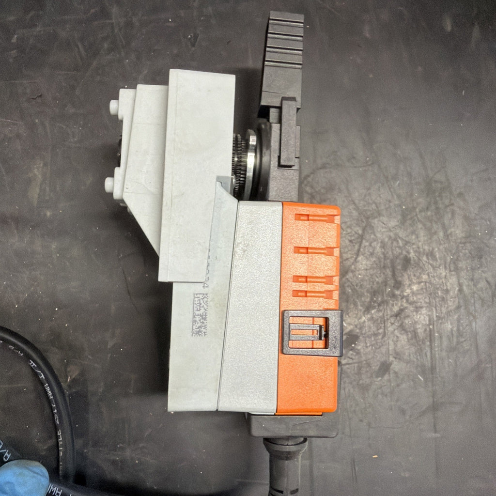 Belimo LR230A Servomotore Valvola a Sfera 230V 5Nm1