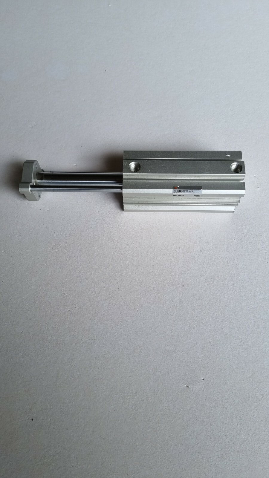 SMC CDQMB32TF-75 Cilindro Pneumatico Compatto Alesaggio 32 Corsa 75 mm1