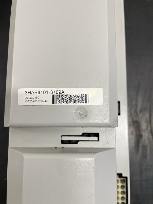 ABB 3HAB8101-3/09A DSQC345C Azionamento Servo Robot1