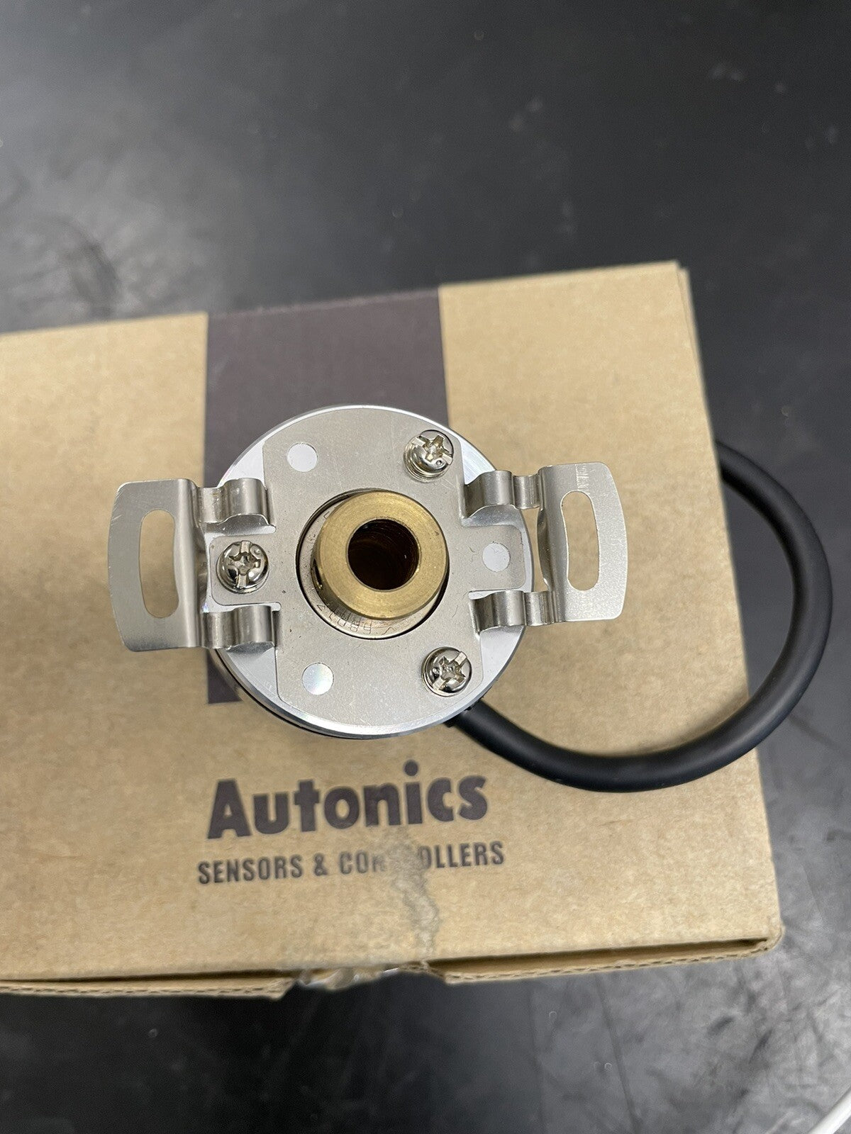 Autonics E40H8-1000-3-T-24 Encoder Incrementale 1000 Impulsi2