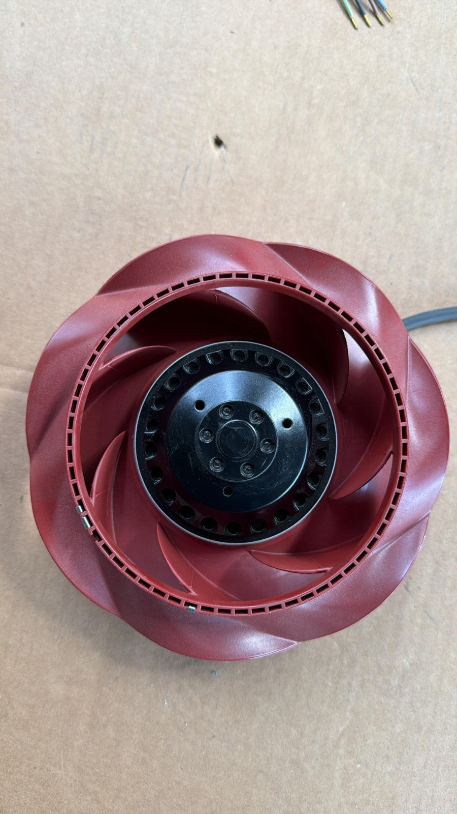 ebm-papst R2E190-RA26-14 Ventilatore Centrifugo Stufa a Pellet2